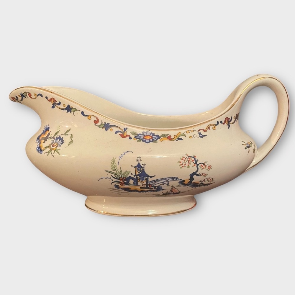 John Maddock & Sons Gravy Boat Cream Chinoiserie Pagoda Royal Vitreous Victorian
